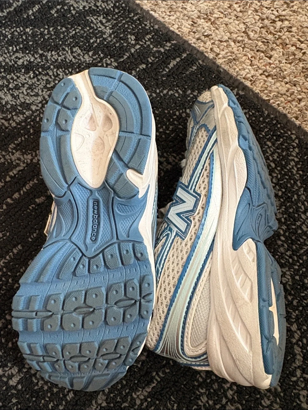 New Balance lightweight kids